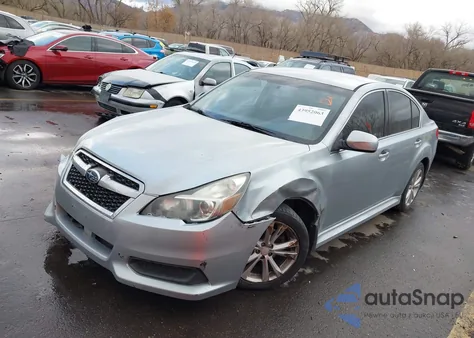 2013 Subaru Legacy 2.5I Premium из США, поврежденный, VIN 4S3BMCC69D3031945